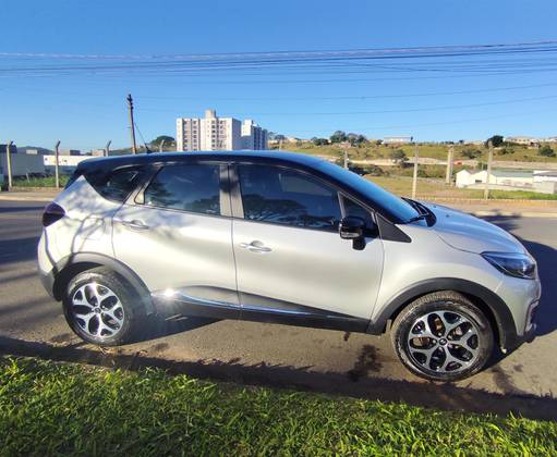 RENAULT CAPTUR 1.6 16V SCE FLEX INTENSE X-TRONIC